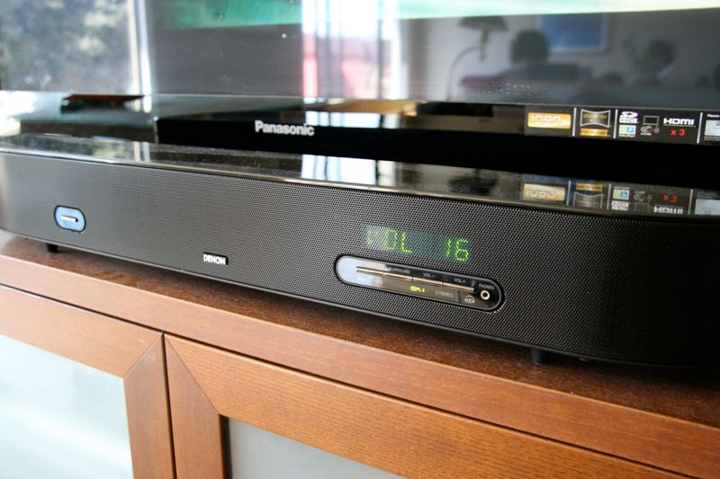 Illustration for article titled Lightning Review: Denon DHT-FS3 Soundbar and Sub